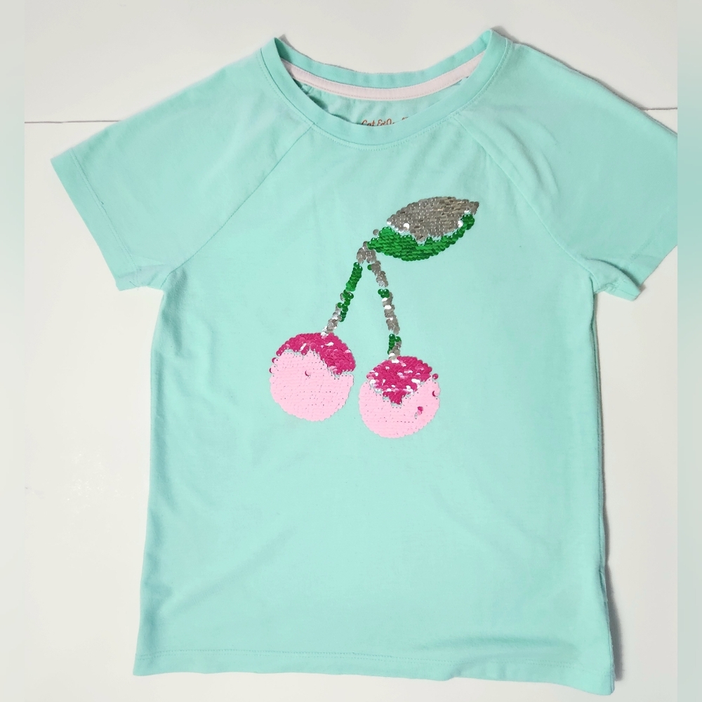Cat & Jack cherry sequence flip T-shirt size: 7/8